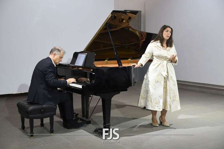 Momento del concierto de anoche en la ermita de San Pedro Mártir/Francisco Javier Santana.